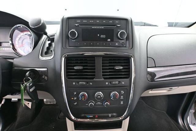 Used 2014 Dodge Grand Caravan SE w/ Quick Order Package 29E SE FWD image 29