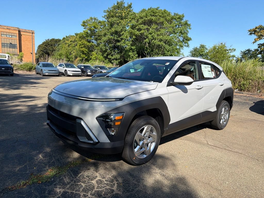 New 2027 Hyundai Kona SE AWD/4WD image 3
