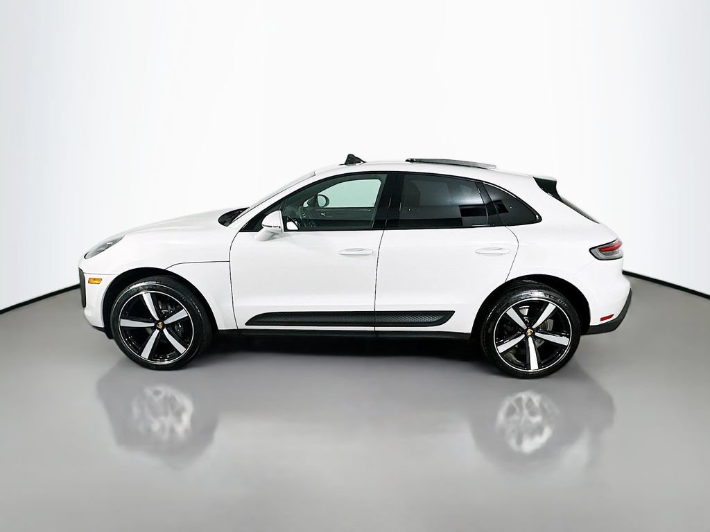 New 2025 Porsche Macan AWD/4WD image 2