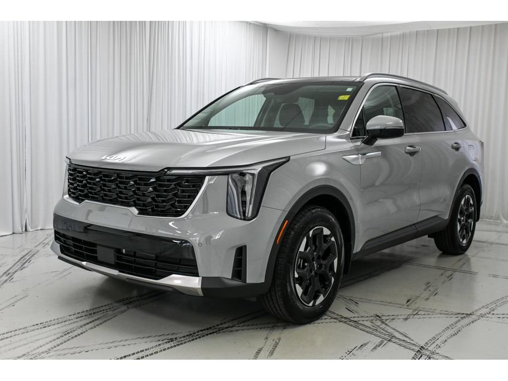 New 2026 Kia Sorento S FWD image 4