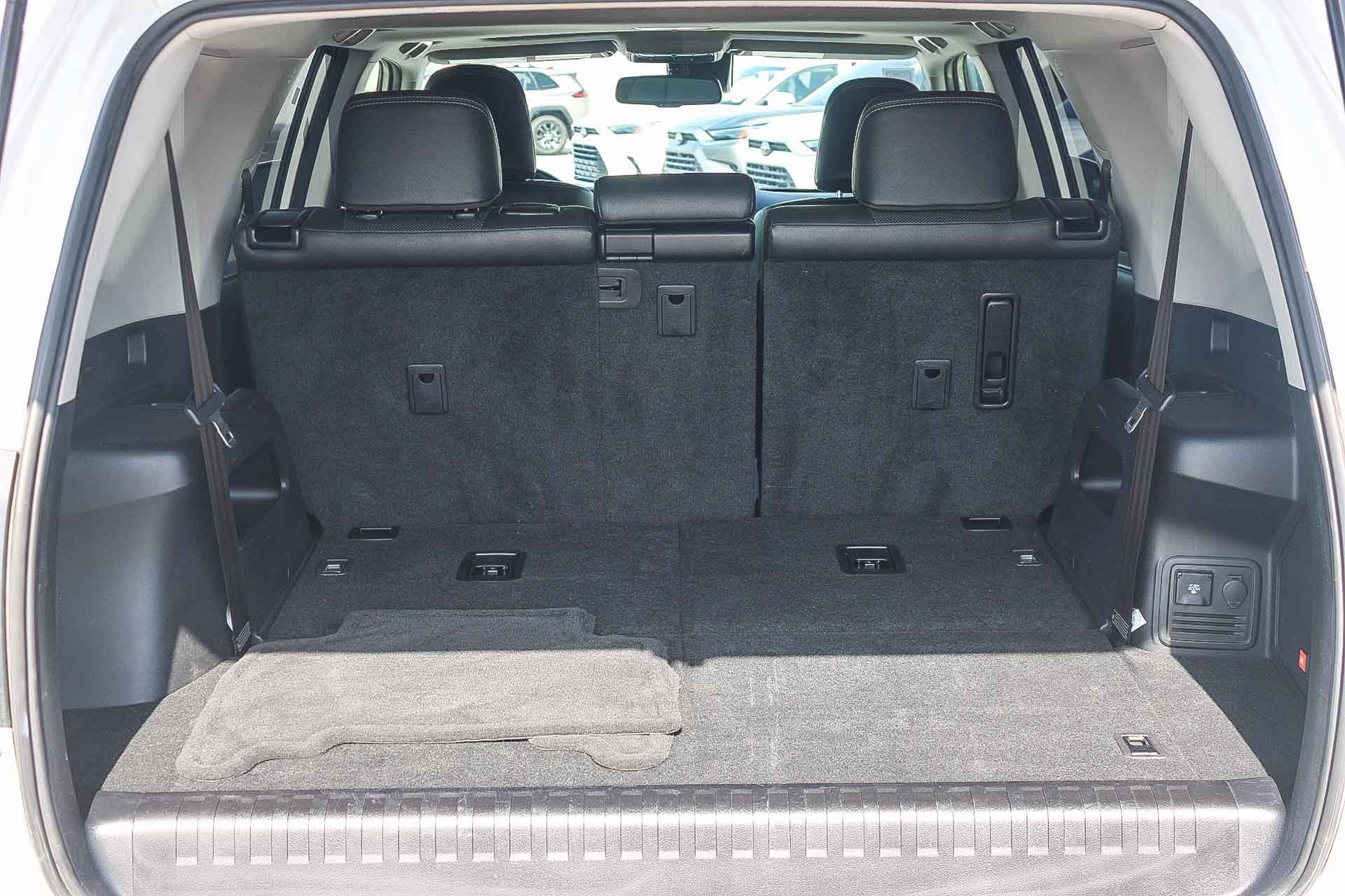 Used 2023 Toyota 4Runner Limited image 25