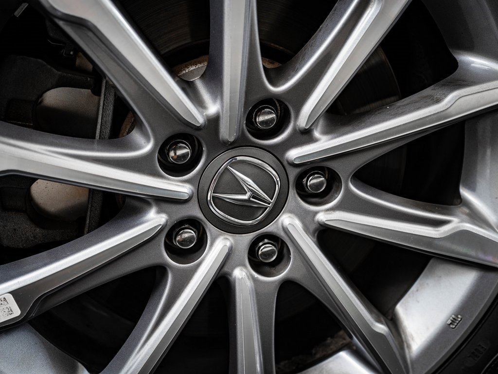 Certified 2018 Acura TLX w/ Technology Package image 8