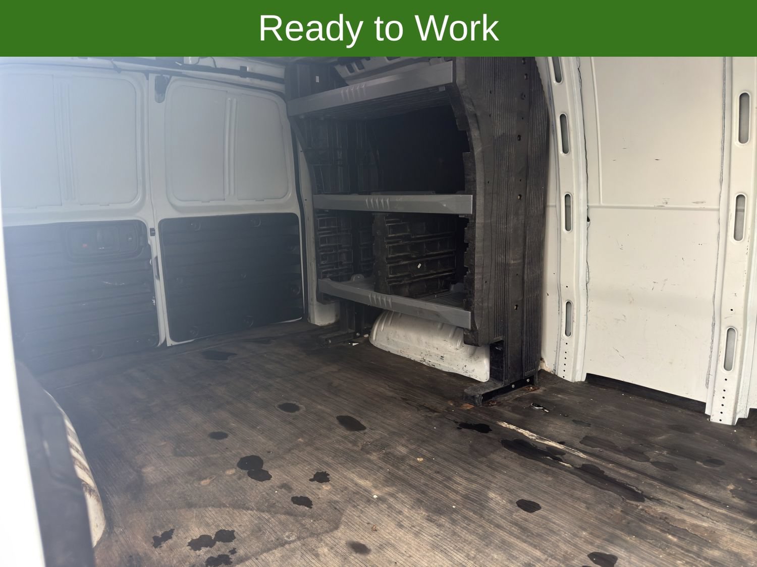 Used 2018 Chevrolet Express 2500 w/ Driver Convenience Package RWD image 15