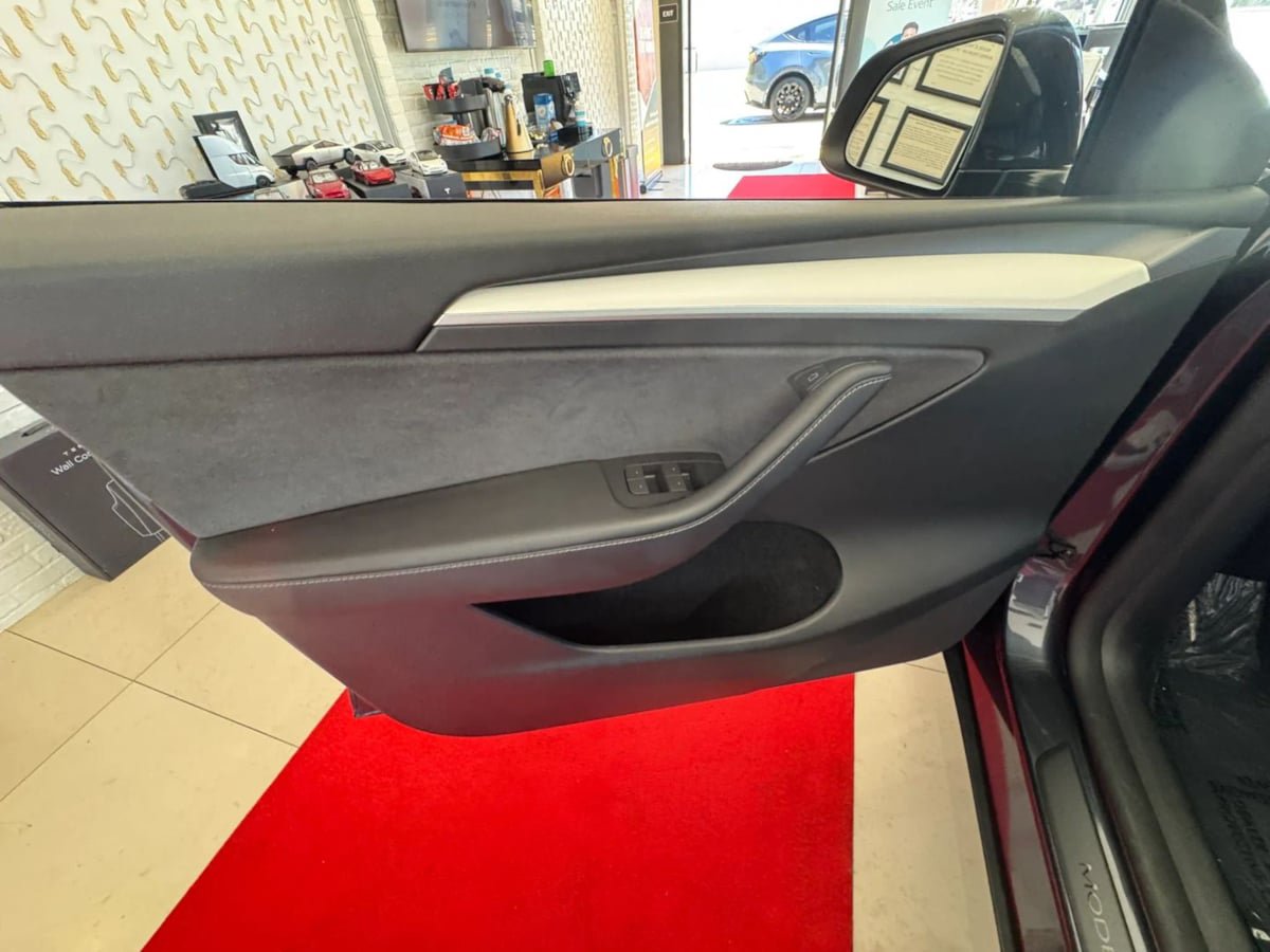 Used 2024 Tesla Model Y Long Range RWD image 22
