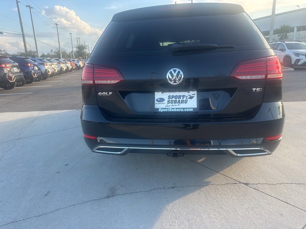 Used 2018 Volkswagen Golf S image 15