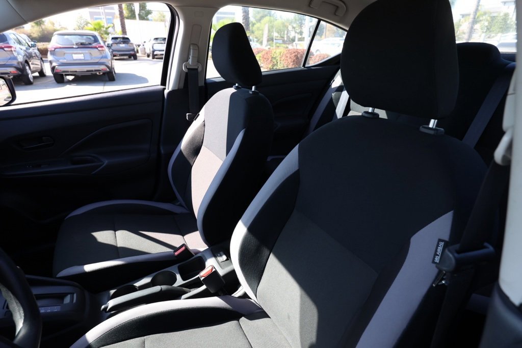 Used 2025 Nissan Versa S image 13