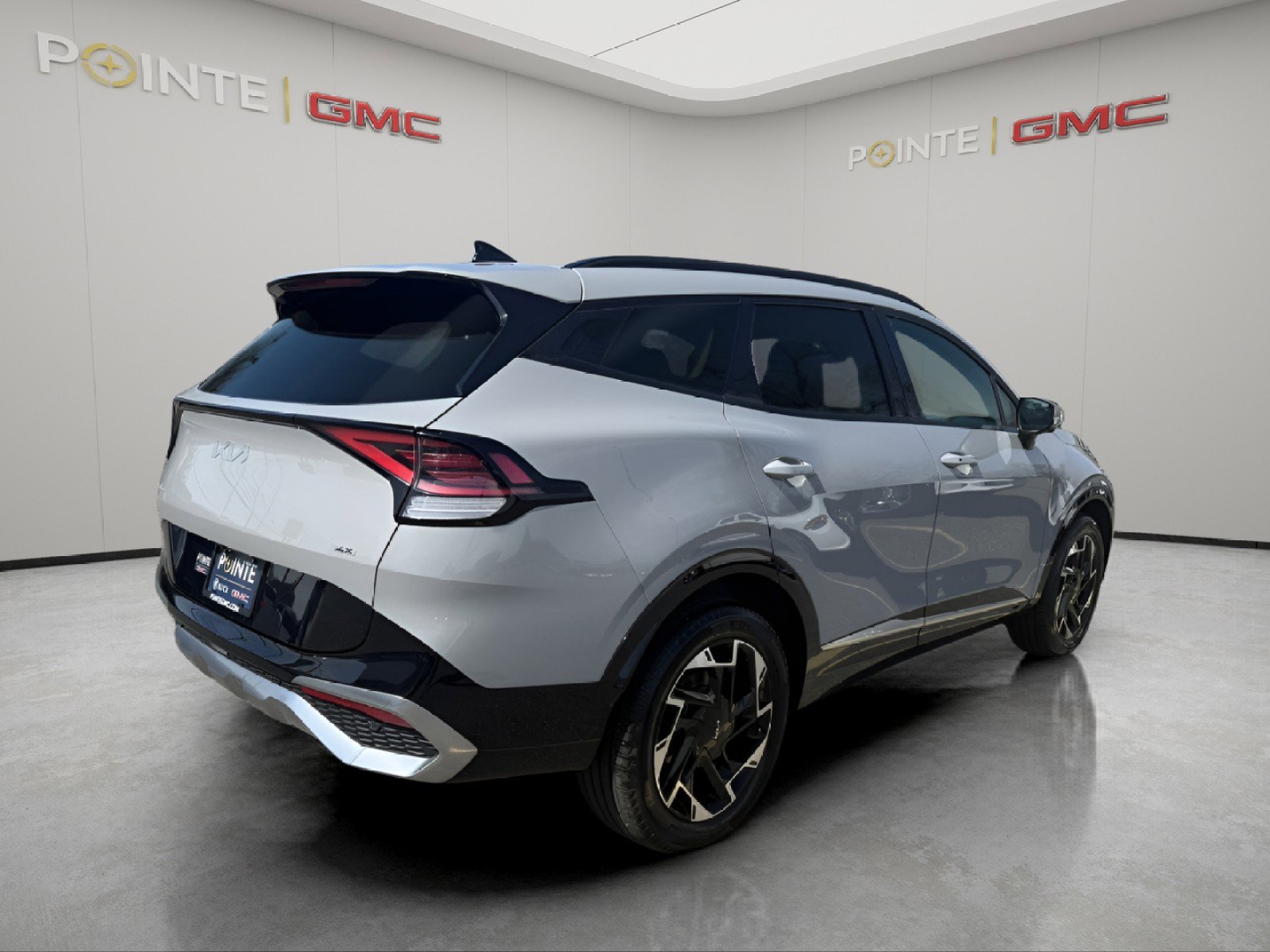 Used 2023 Kia Sportage SX image 3