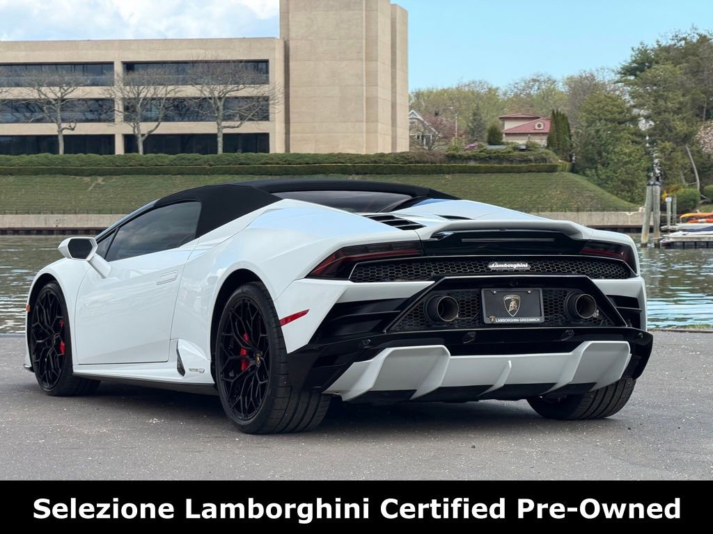 Used 2023 Lamborghini Huracan EVO RWD image 10