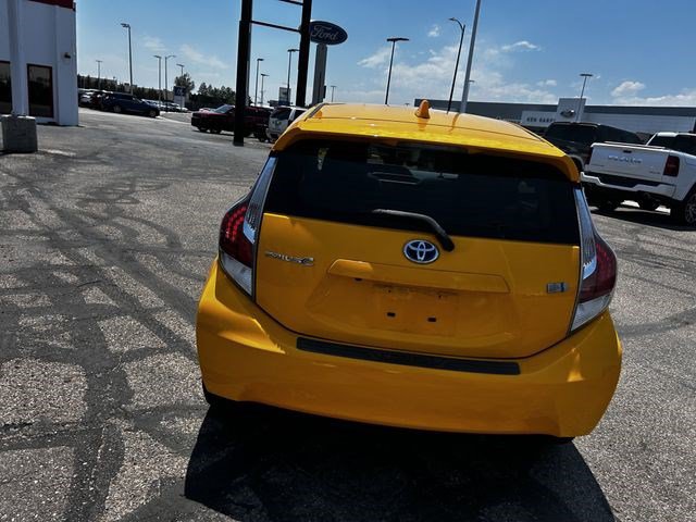 Used 2016 Toyota Prius C Four FWD image 4