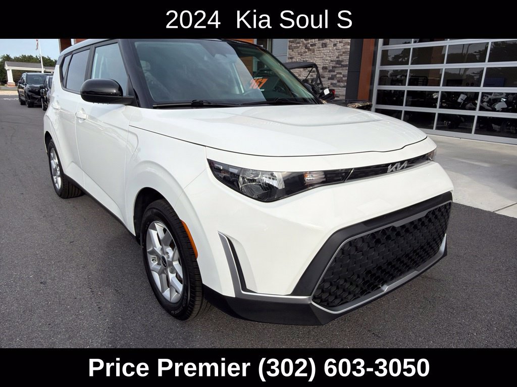 Used 2024 Kia Soul S