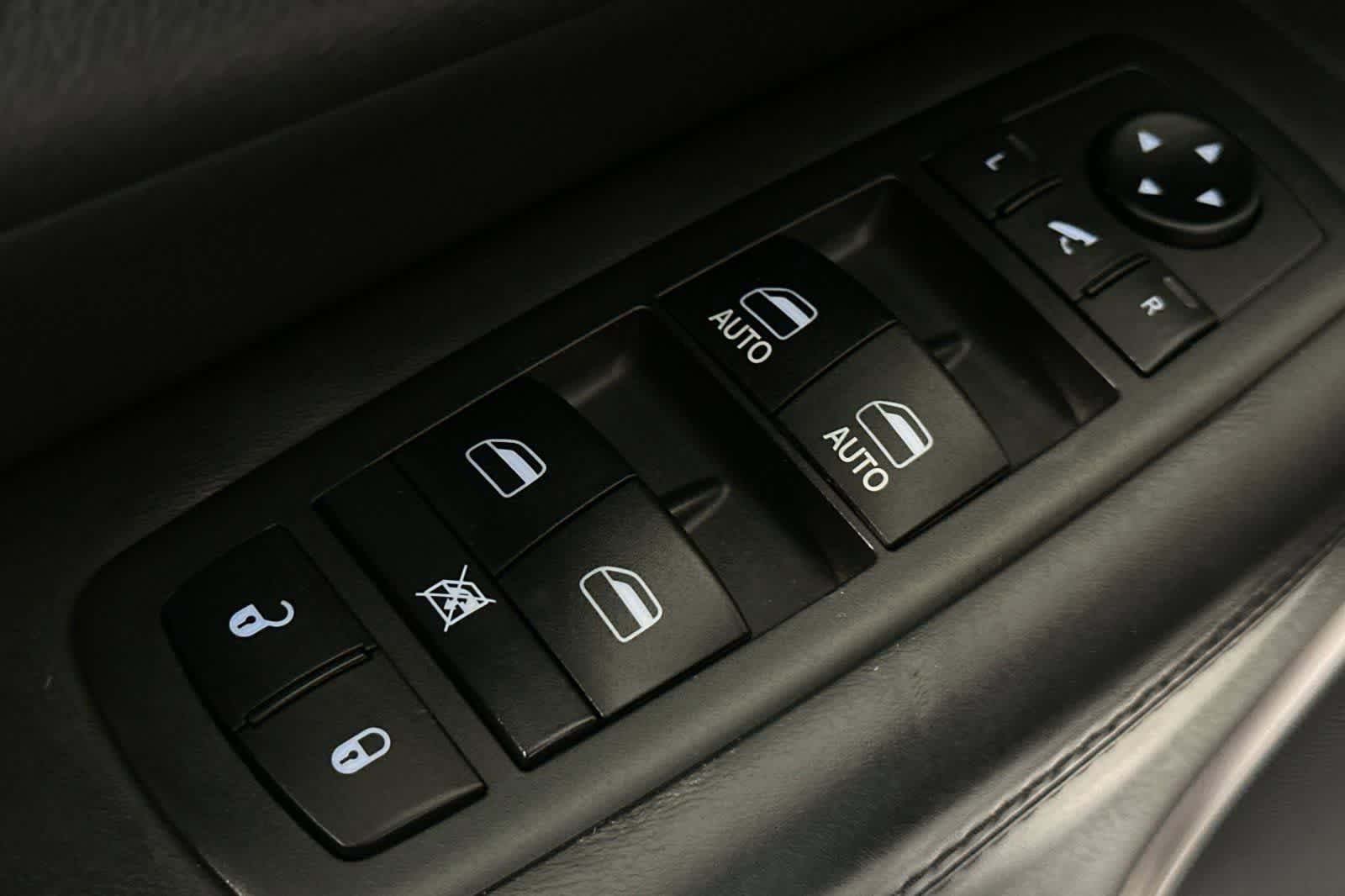 Used 2018 Jeep Grand Cherokee High Altitude AWD/4WD image 14