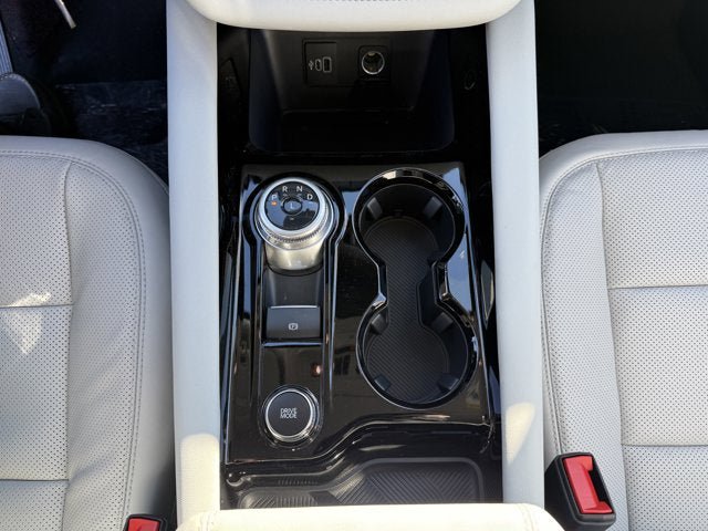 New 2026 Ford Explorer Platinum w/ LUX Leather Package image 15