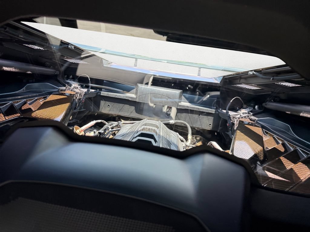 Used 2020 Chevrolet Corvette Stingray Preferred Cpe w/ 2LT Preferred Equipment Group RWD image 13