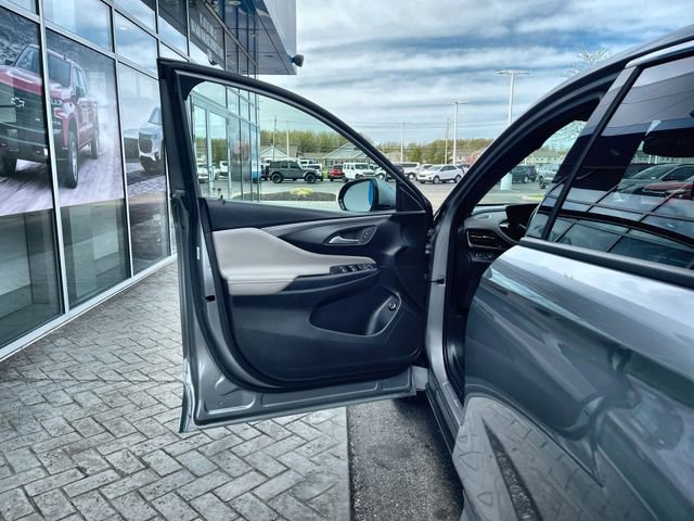 Certified 2025 Buick Envista Avenir FWD image 22