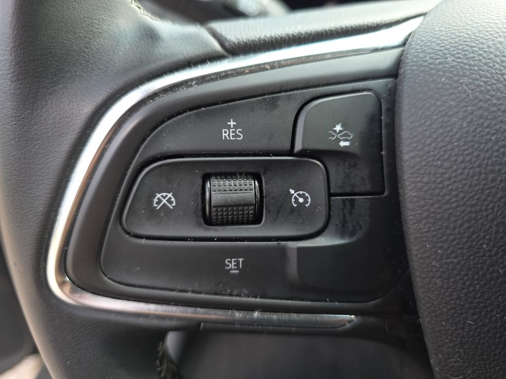 Used 2024 Buick Encore GX Preferred FWD image 19