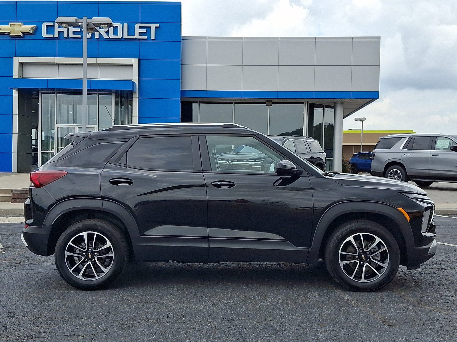 Certified 2025 Chevrolet TrailBlazer LT AWD/4WD image 7