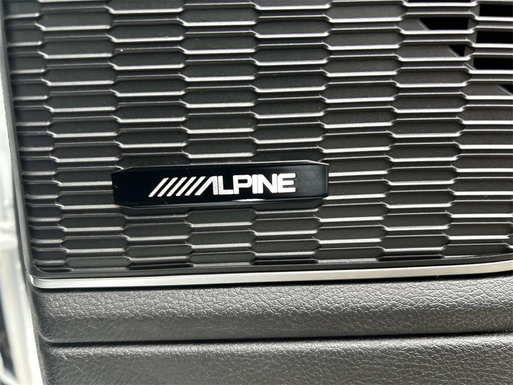 Used 2023 Jeep Grand Cherokee 4WD 4xe w/ Luxury Tech Group II image 19