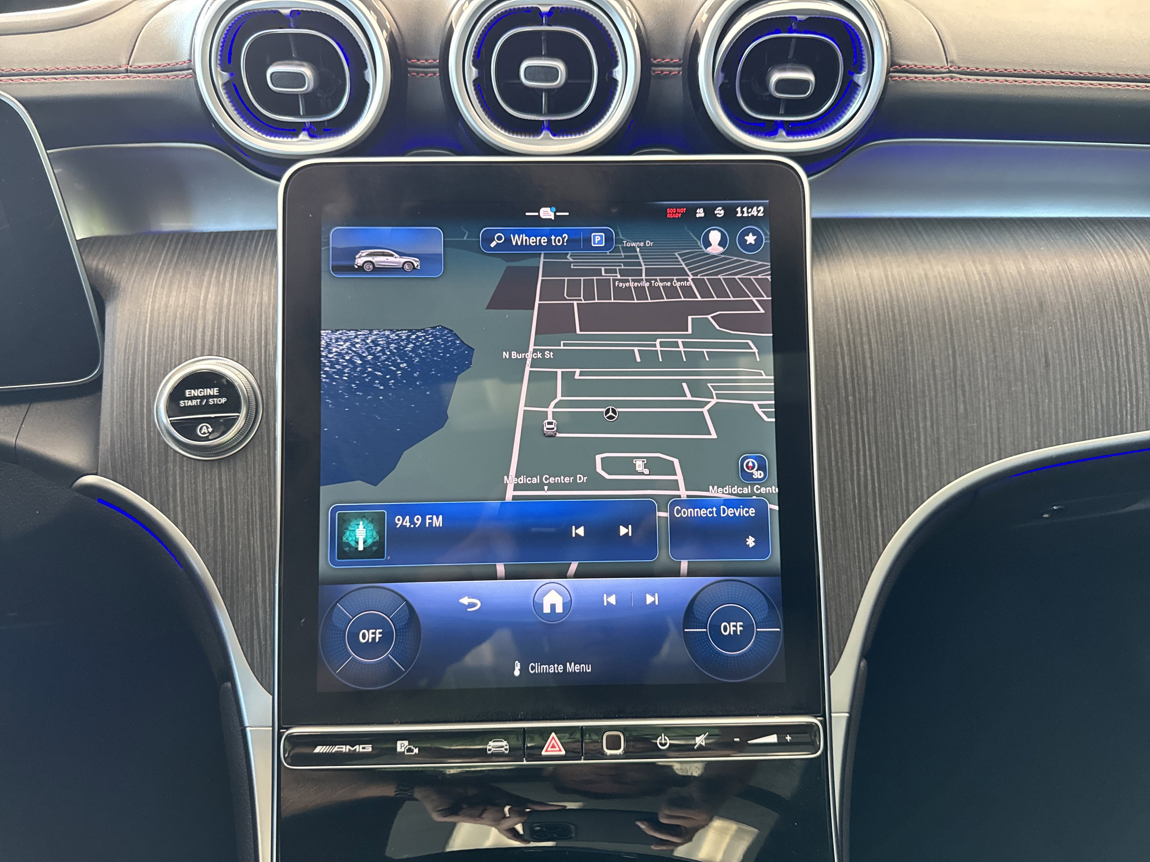 Used 2024 Mercedes-Benz GLC 43 AMG 4MATIC image 21