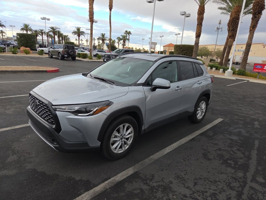 Used 2022 Toyota Corolla Cross LE w/ Moonroof Package