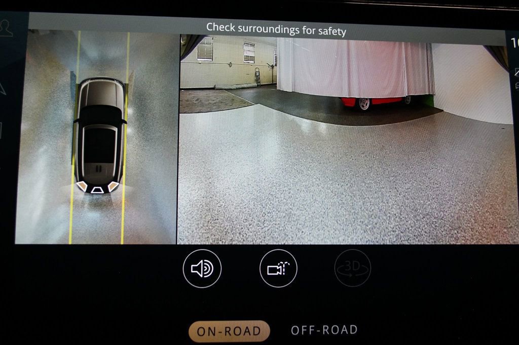 Used 2023 Land Rover Range Rover SE image 6