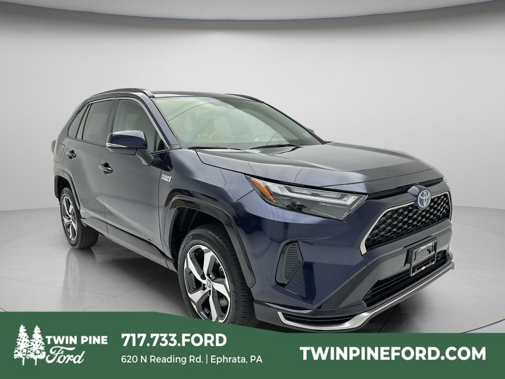 Used 2024 Toyota RAV4 SE w/ Weather & Moonroof Package