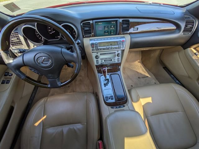 Used 2006 Lexus SC 430 Convertible image 19