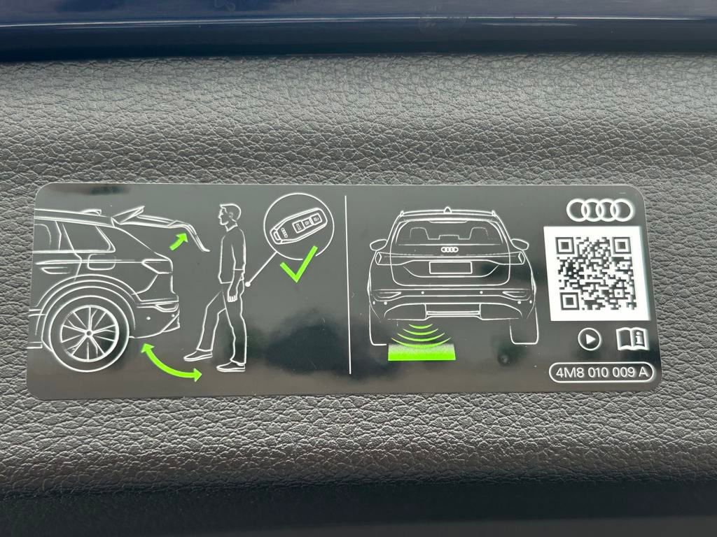 New 2025 Audi Q3 2.0T Premium image 40