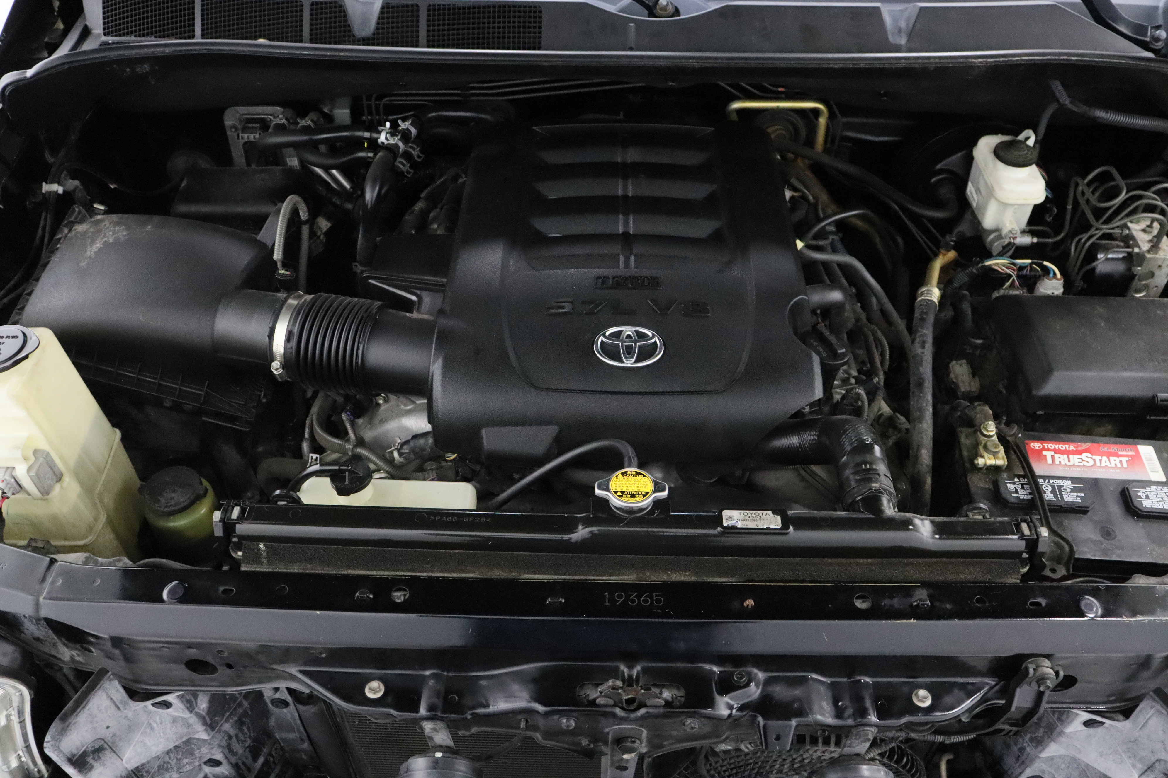 Used 2014 Toyota Sequoia Limited RWD image 41