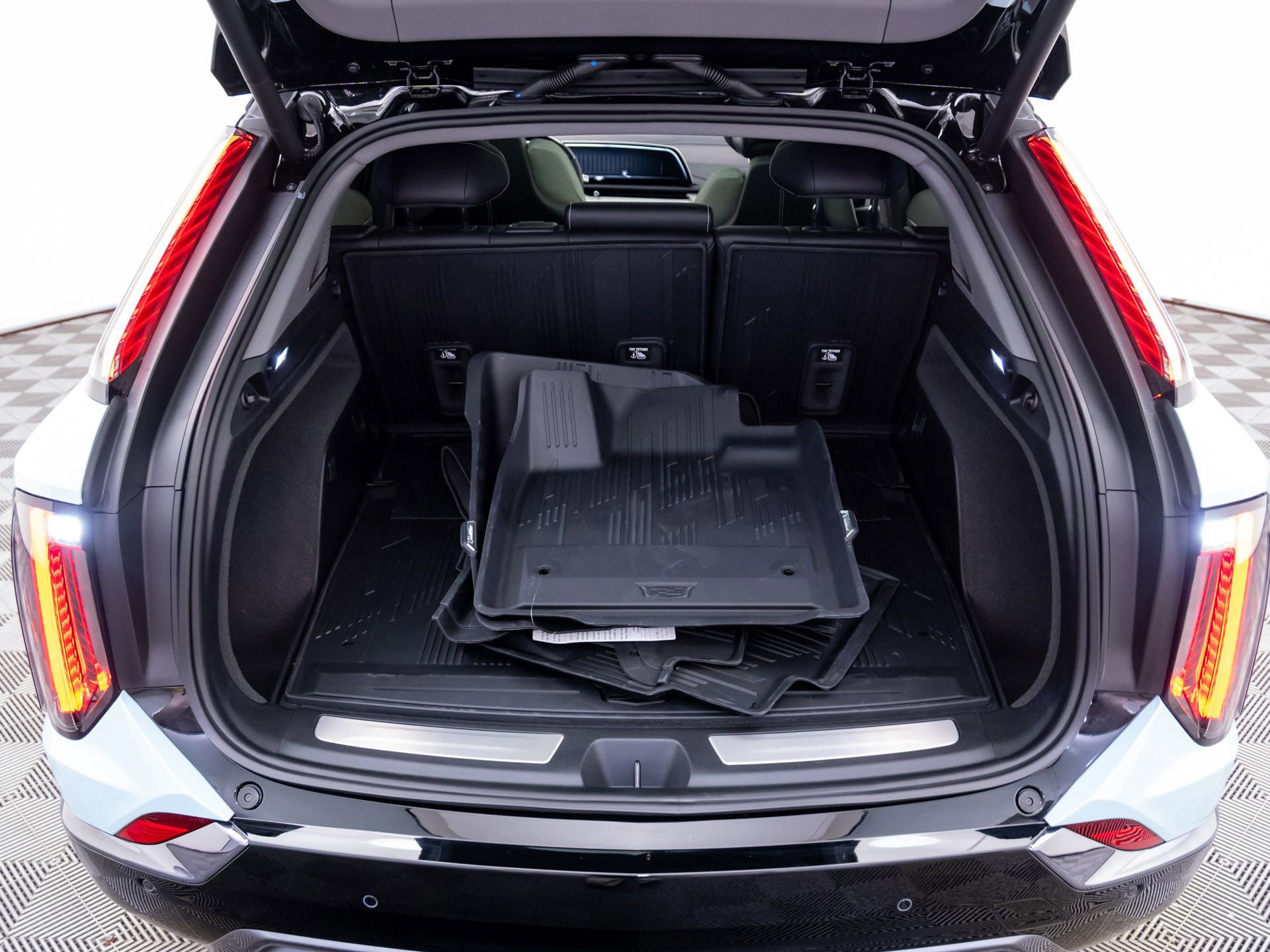 New 2026 Cadillac Optiq Sport 1 image 30