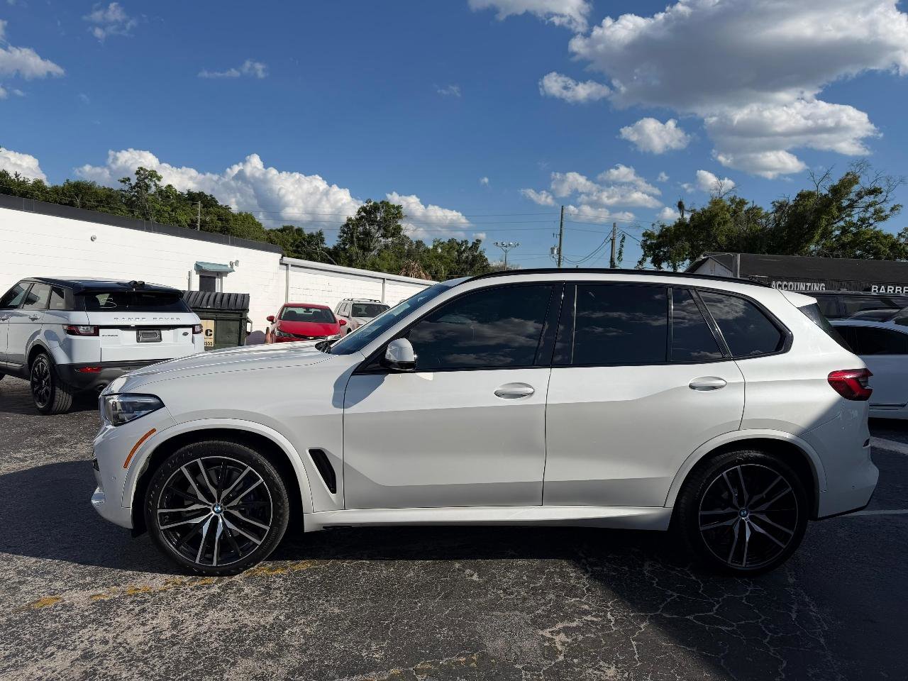 Used 2019 BMW X5 xDrive40i w/ M Sport Package AWD/4WD image 4