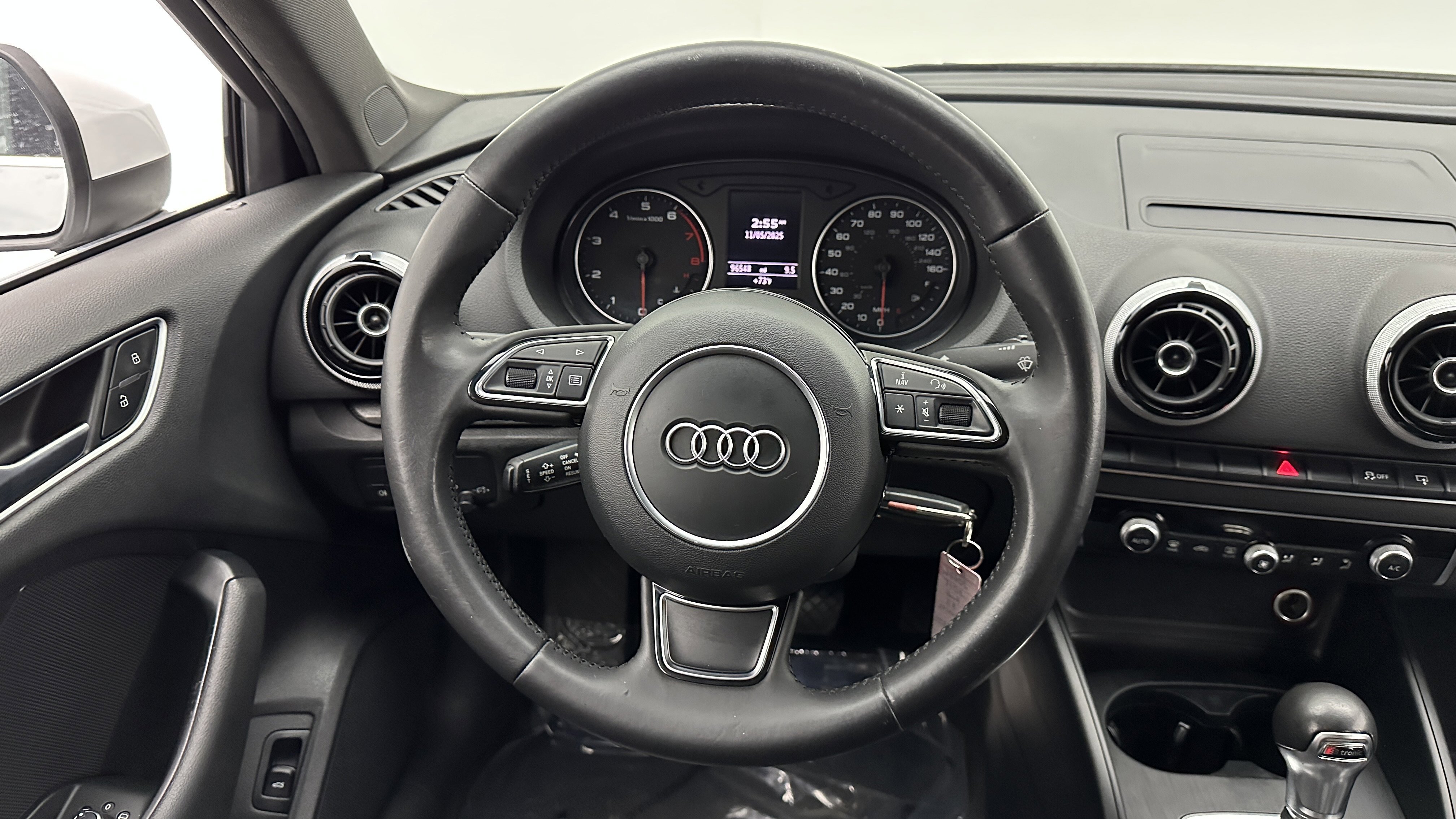Used 2015 Audi A3 1.8T Premium image 24