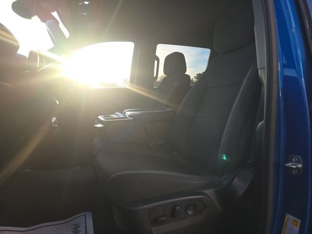Used 2023 Chevrolet Silverado 1500 Custom image 9