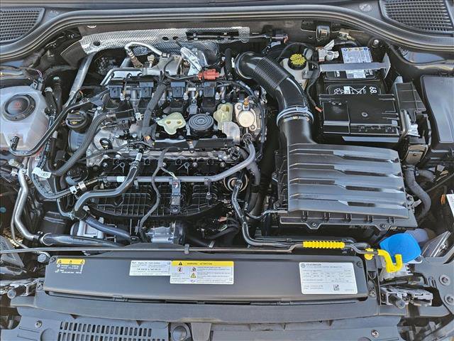 Certified 2025 Volkswagen GTI Autobahn FWD image 23
