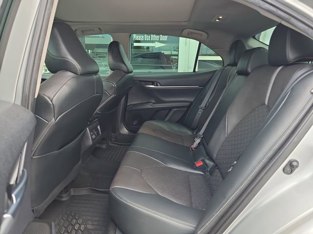 Used 2022 Toyota Camry XSE w/ Navigation Package image 15