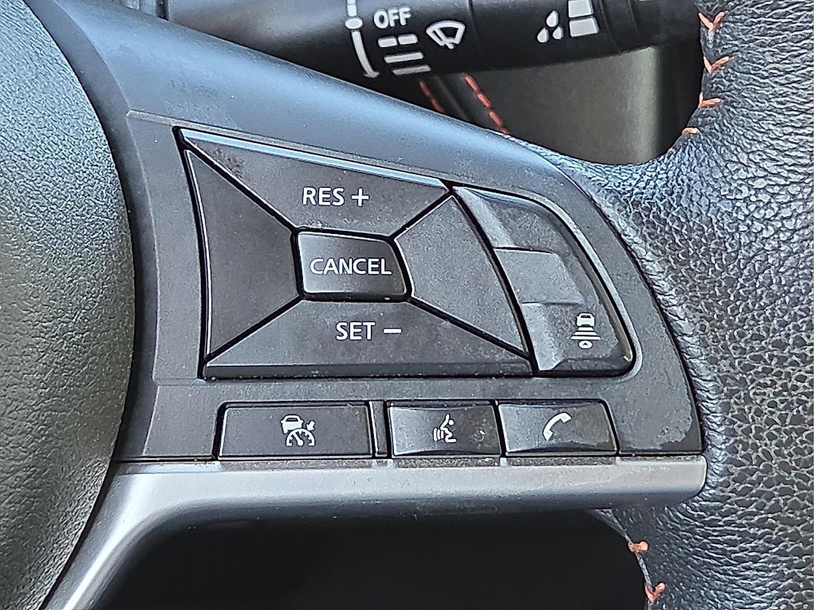 Used 2023 Nissan Kicks SR FWD image 20