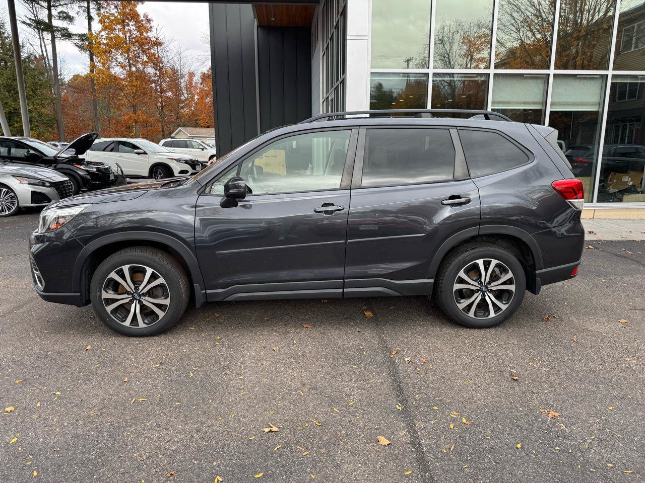 Used 2019 Subaru Forester Limited AWD/4WD image 2