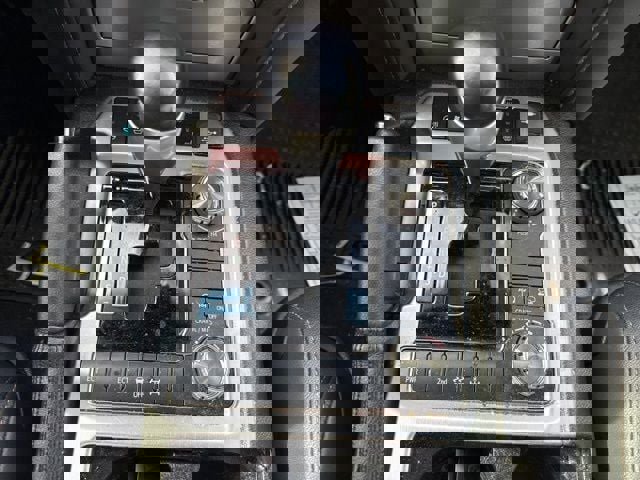 Used 2021 Toyota Land Cruiser Heritage Edition image 15