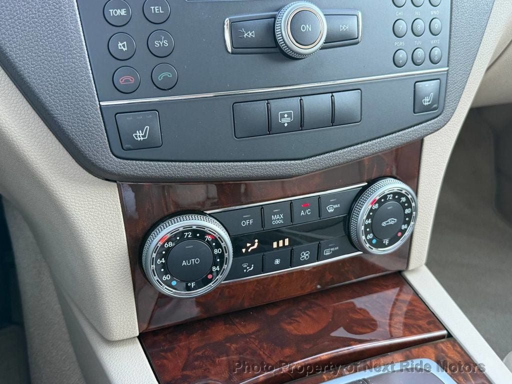 Used 2009 Mercedes-Benz C 300 4MATIC Sedan image 23