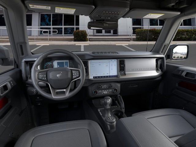 New 2025 Ford Bronco Badlands image 9