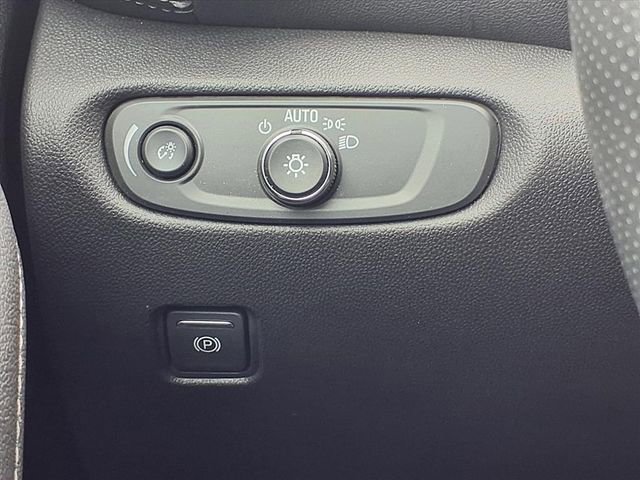 Used 2024 Chevrolet Blazer LT w/ Convenience Package image 17