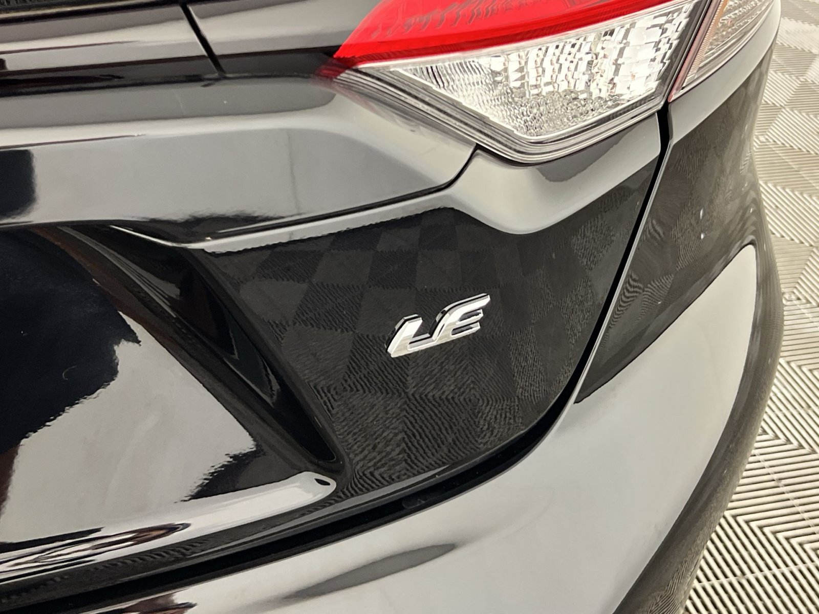 Used 2026 Toyota Corolla LE FWD image 27