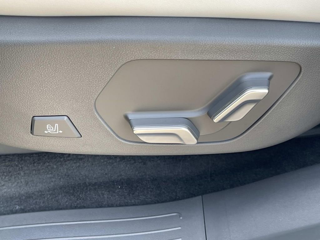 New 2026 Hyundai Santa Fe Calligraphy image 18