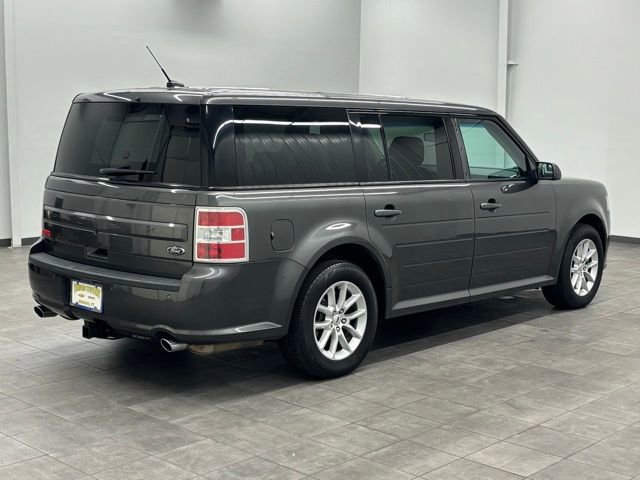 Used 2019 Ford Flex SE FWD image 2