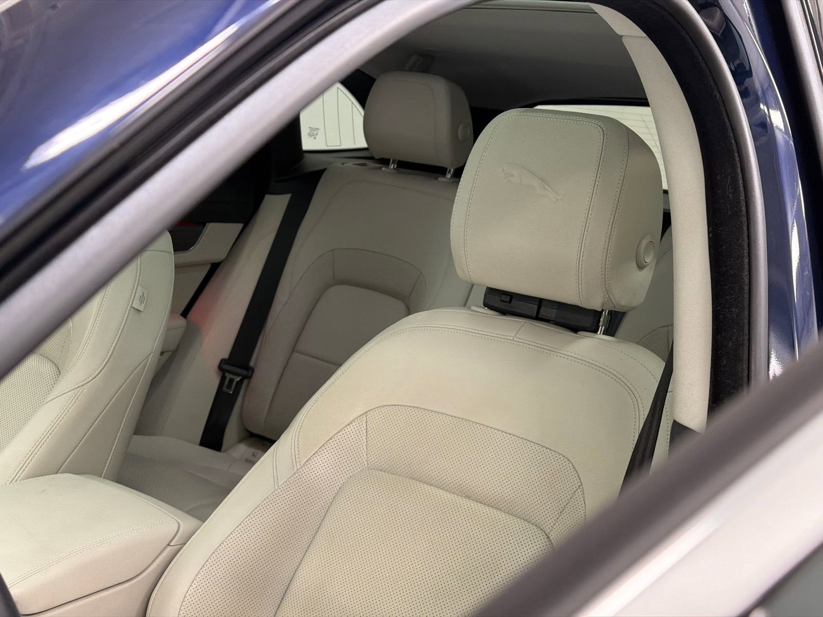 Used 2022 Jaguar F-PACE S image 15