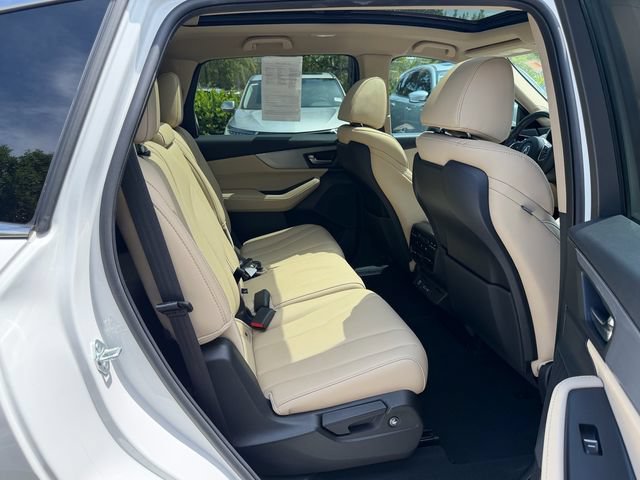 Used 2024 Acura MDX FWD image 18