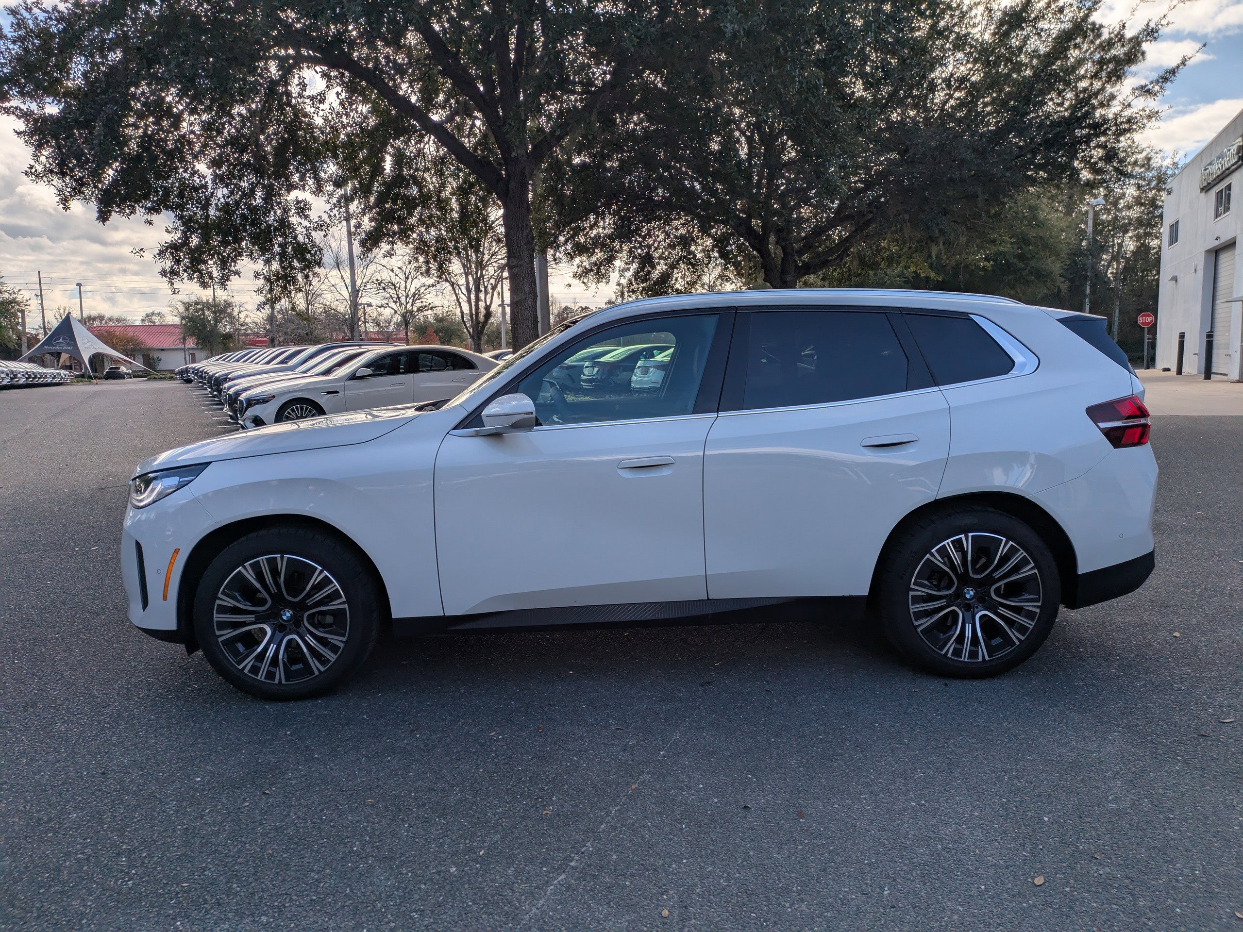 Used 2025 BMW X3 xDrive30i w/ Convenience Package image 9