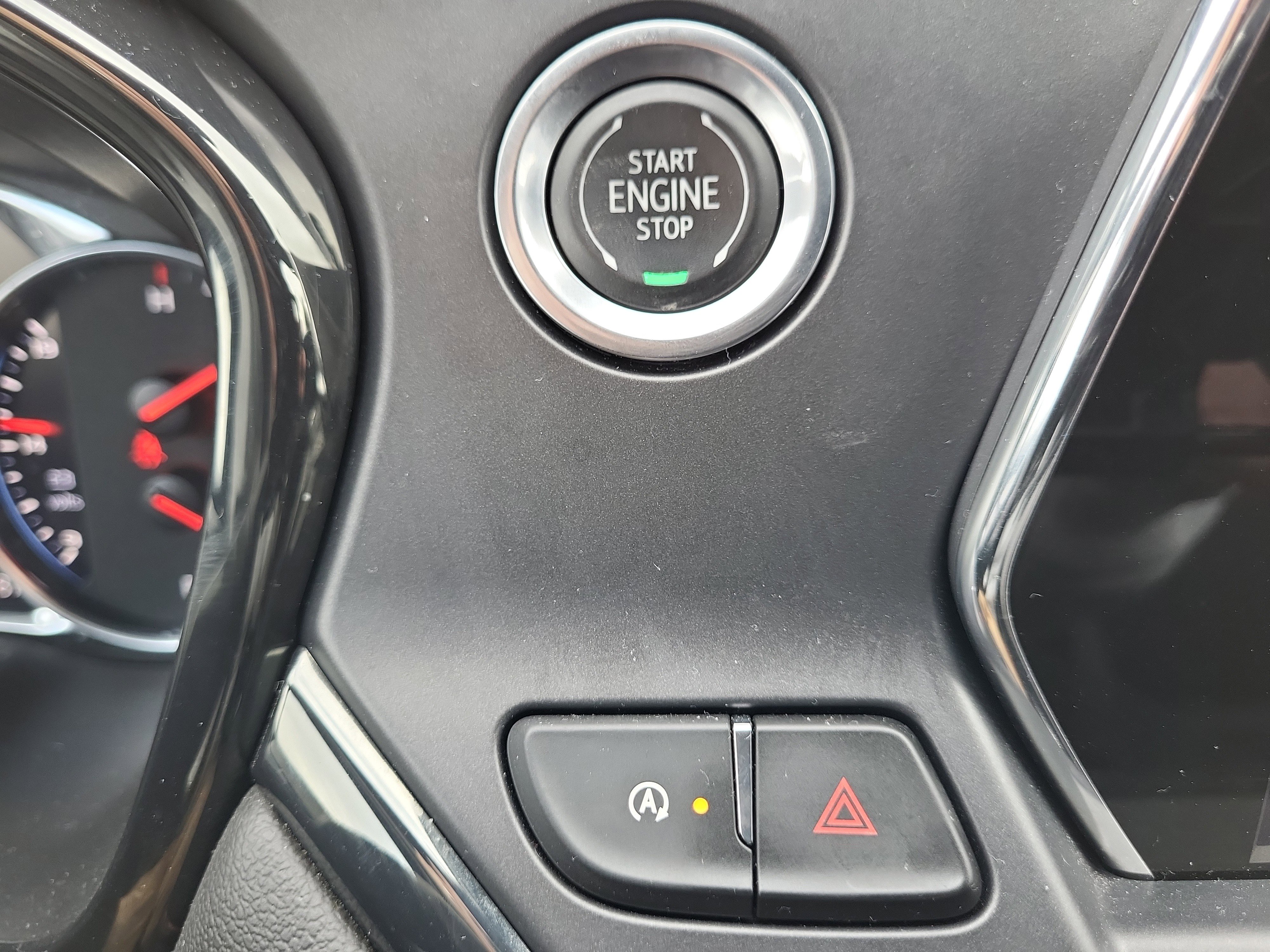 Used 2021 Chevrolet Blazer RS w/ Enhanced Convenience Package image 32