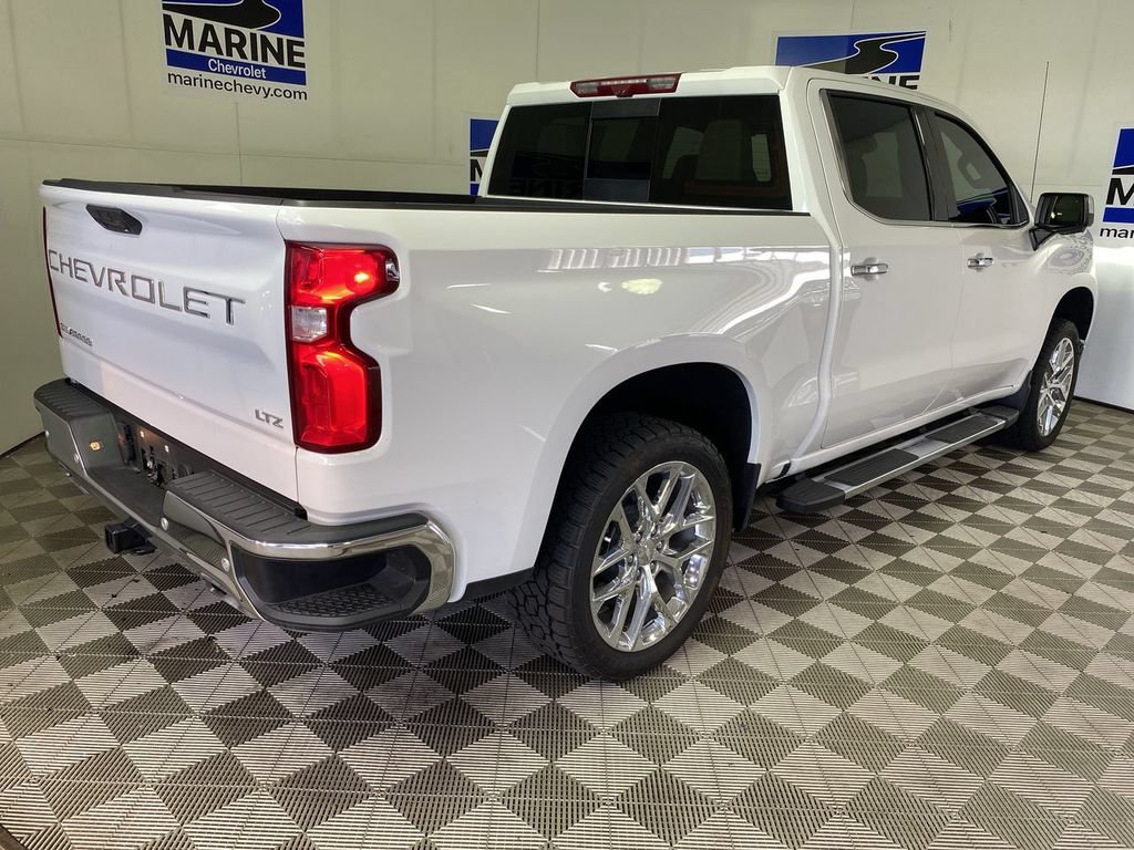 Used 2025 Chevrolet Silverado 1500 LTZ AWD/4WD image 16