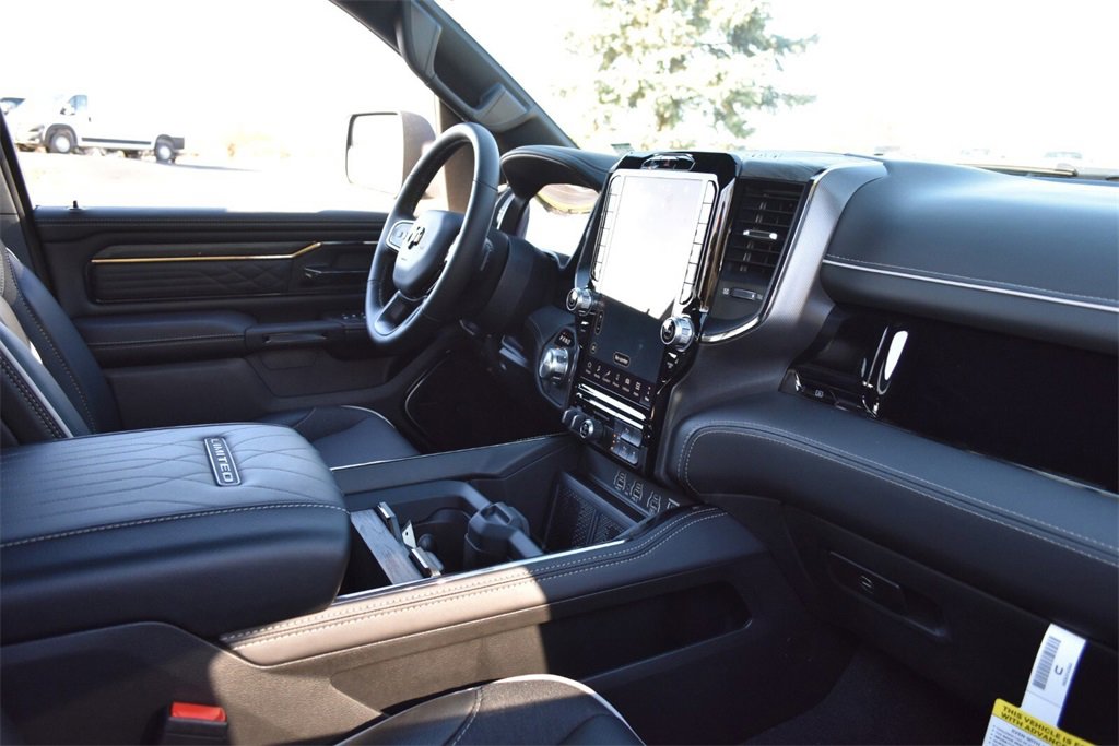 New 2026 RAM 1500 Limited w/ Trailer Tow Group image 28