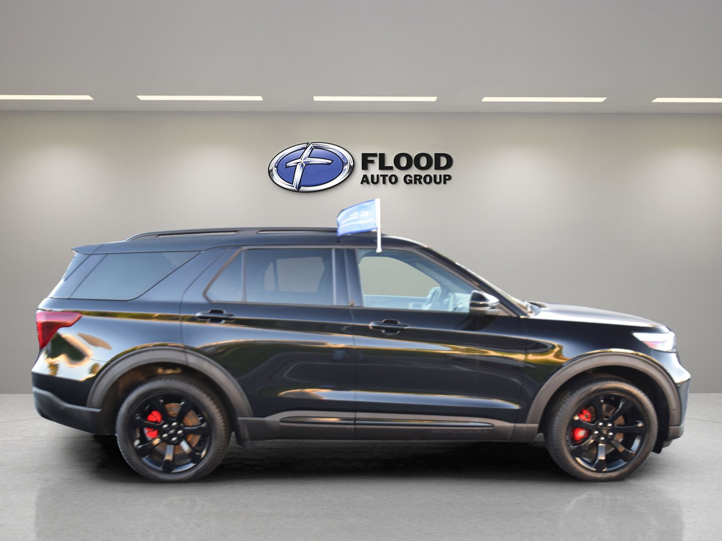 Certified 2021 Ford Explorer ST w/ Equipment Group 401A image 3